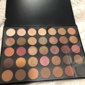 Morphe 35F Fall Into Frost eyeshadow palette